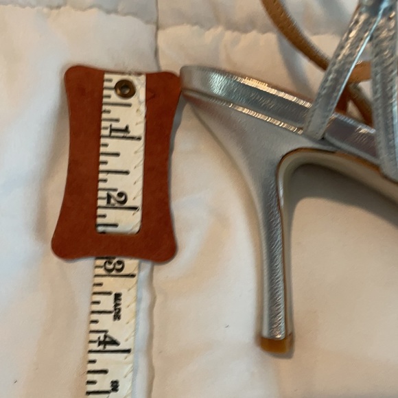 Badgley Mischka strappy sandals - Picture 7 of 10